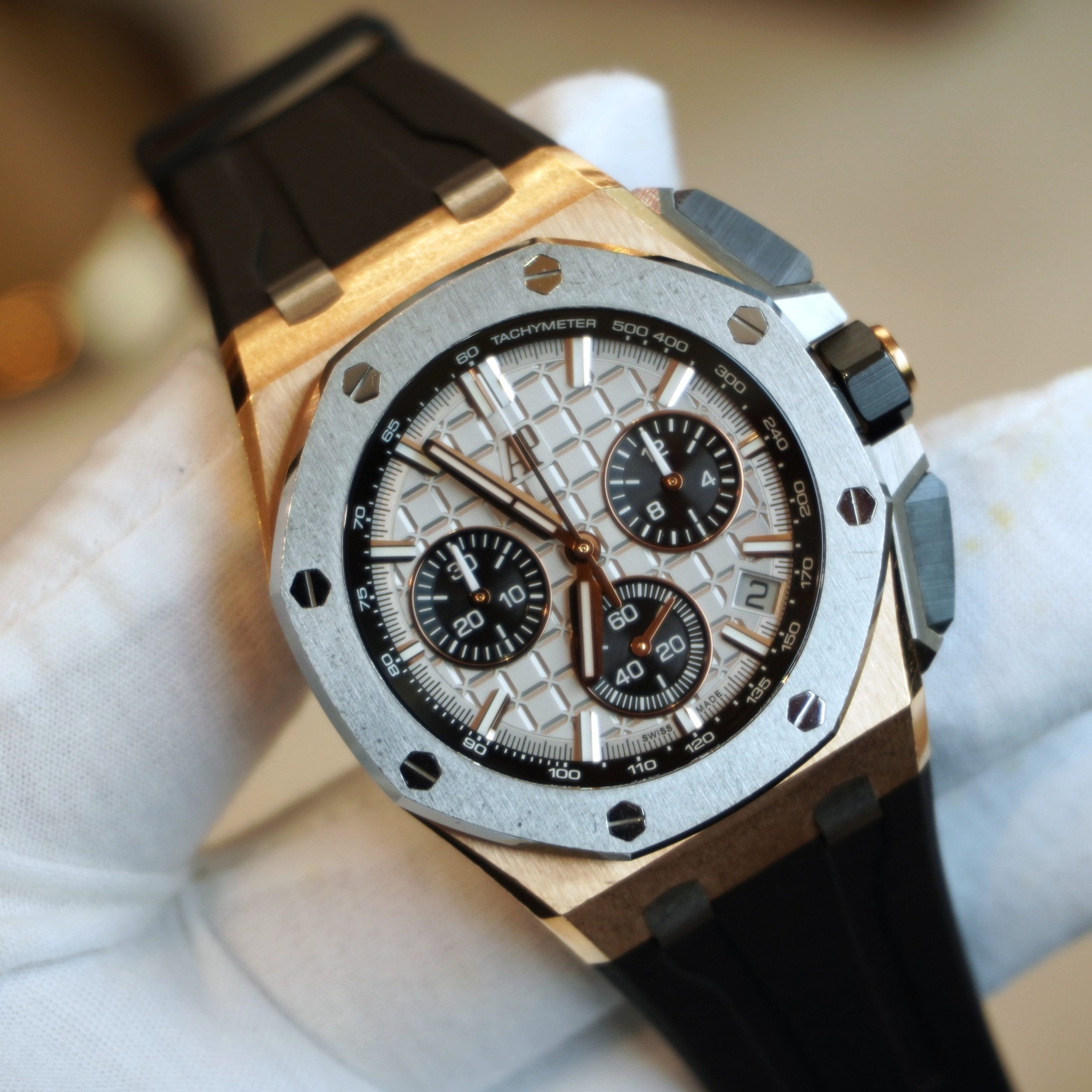Pre-owned Audemars Piguet Royal Oak Offshore Selfwinding Chronograph 43mm 26420OI.OO.A015VE.01