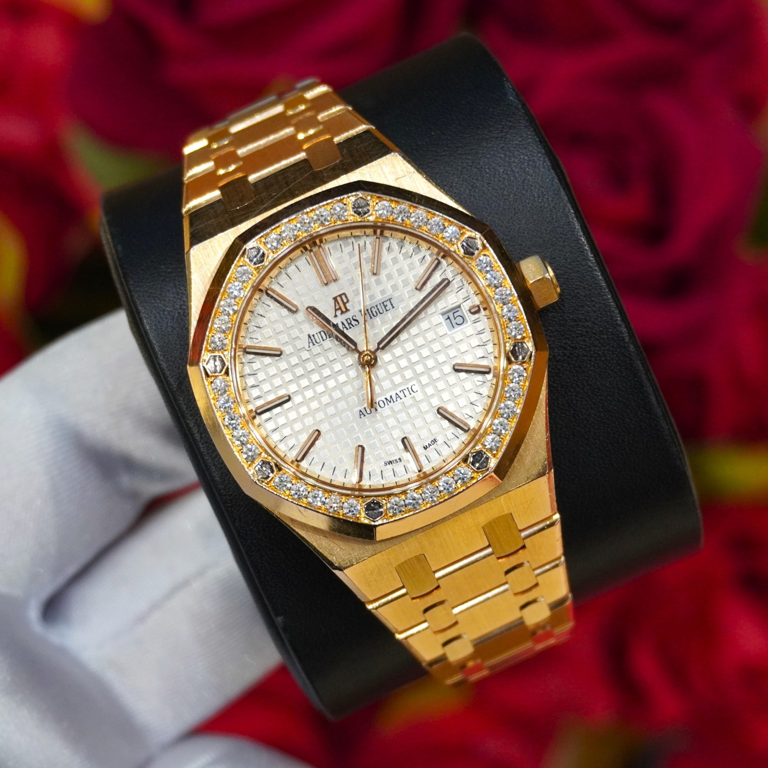 Pre-owned Audemars Piguet Royal Oak Rose Gold 37mm Silver Dial 15451OR.ZZ.12560R.01