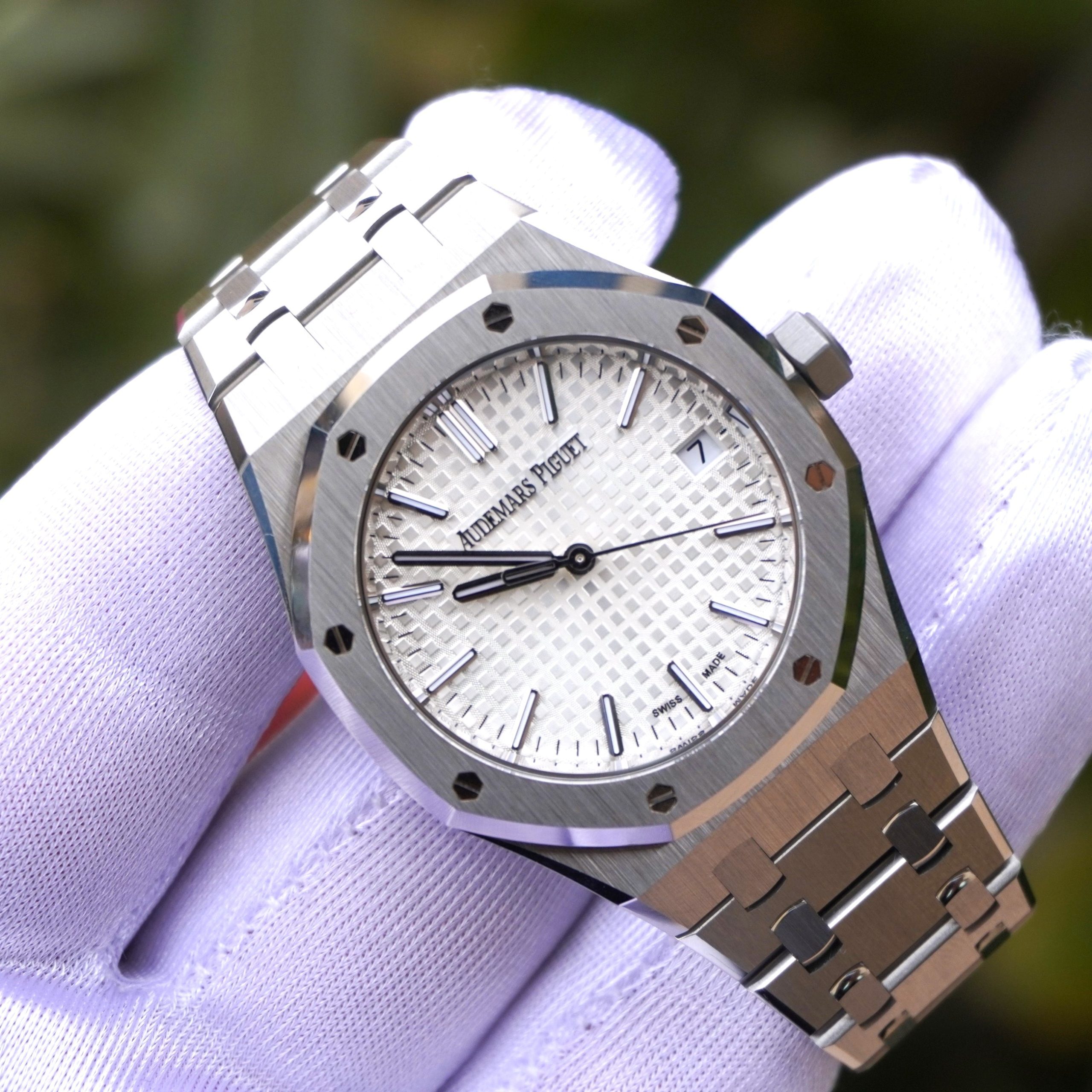 Pre-owned Audemars Piguet Royal Oak Stainless Steel White Dial 41mm 15510ST.OO.1320ST.08