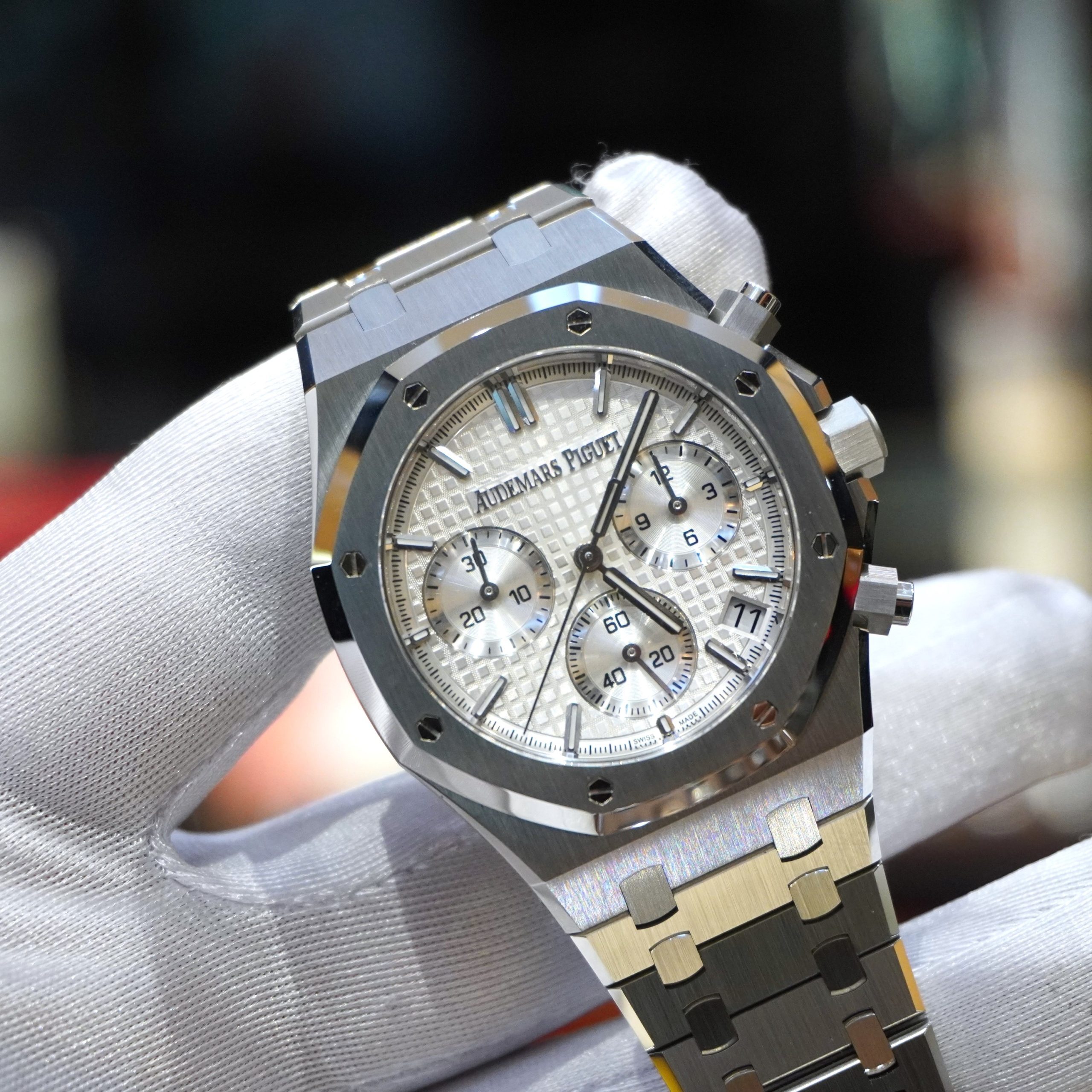 Pre-owned Audemars Piguet Royal Oak Chronograph Stainless Steel White Dial 41mm 26240ST.OO.1320ST.07