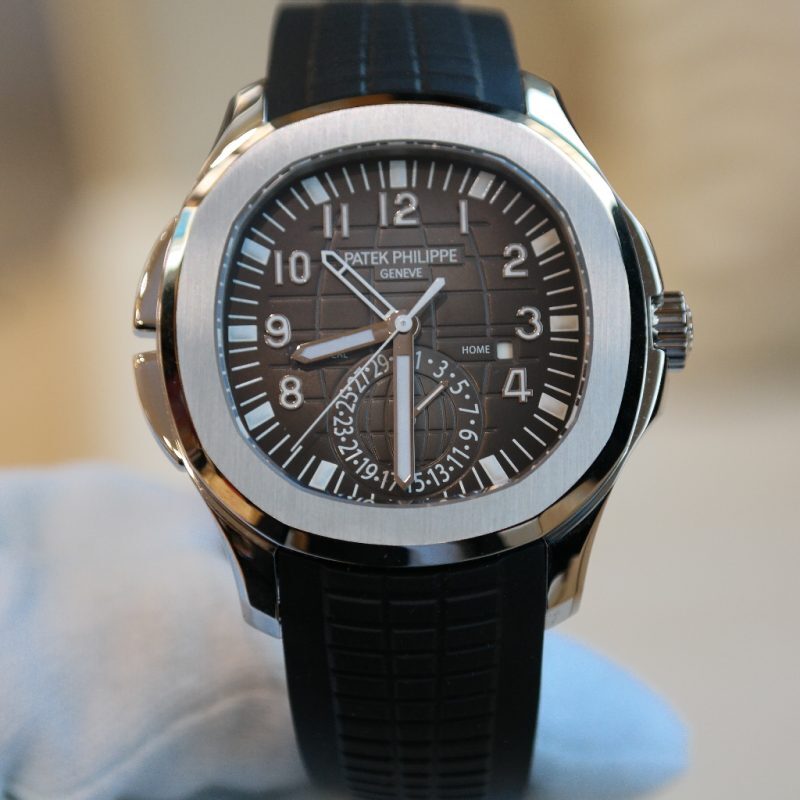 Pre-owned Patek Philippe Aquanaut Travel Time Stainless Steel 40.8mm 5164A