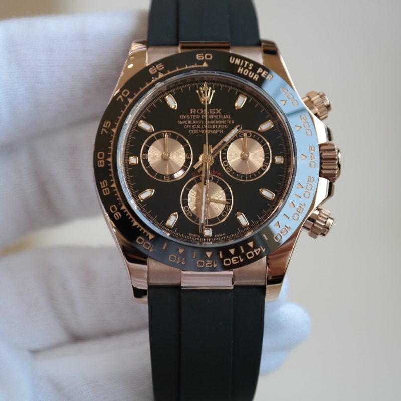 Pre-Owned Rolex Cosmograph Daytona 40mm Black Dial, Pink Counters Rose Gold 116515LN