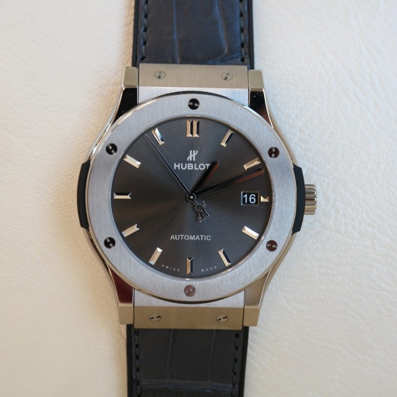 Pre-owned Hublot Classic Fusion Titanium 45mm Gray Dial 511.NX.7071.LR