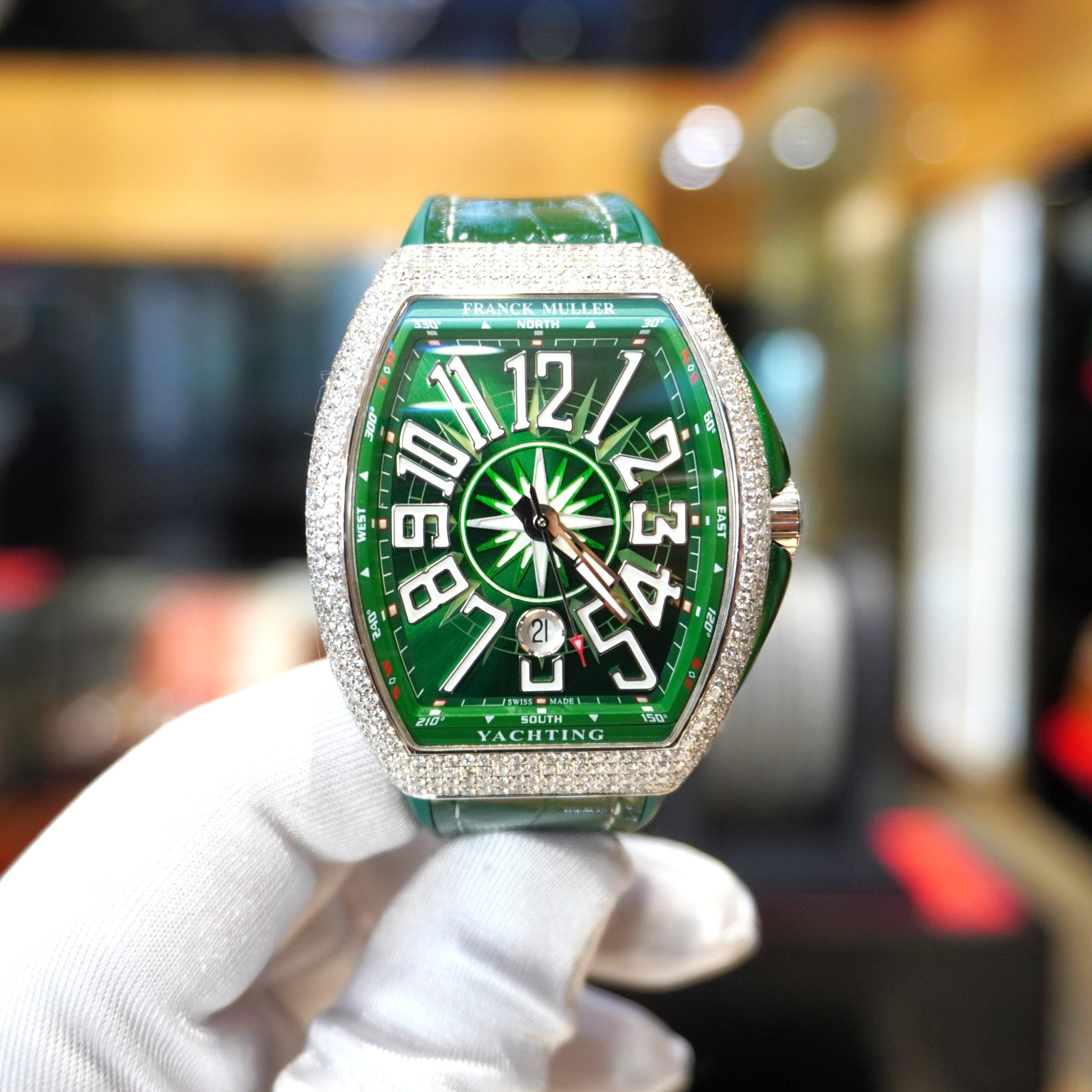 Pre-Owned Franck Muller Vanguard Yachting Steel 45mm Green Dial Afterset Diamond V45 SC DT VR