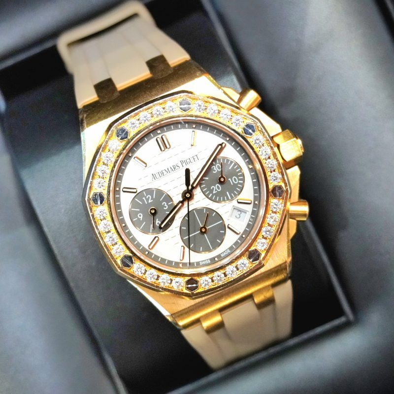 Pre-owned Audemars Piguet Royal Oak Offshore SelfWinding Chronograph Silver Dial Rose Gold 26231OR.ZZ.D003CA.01