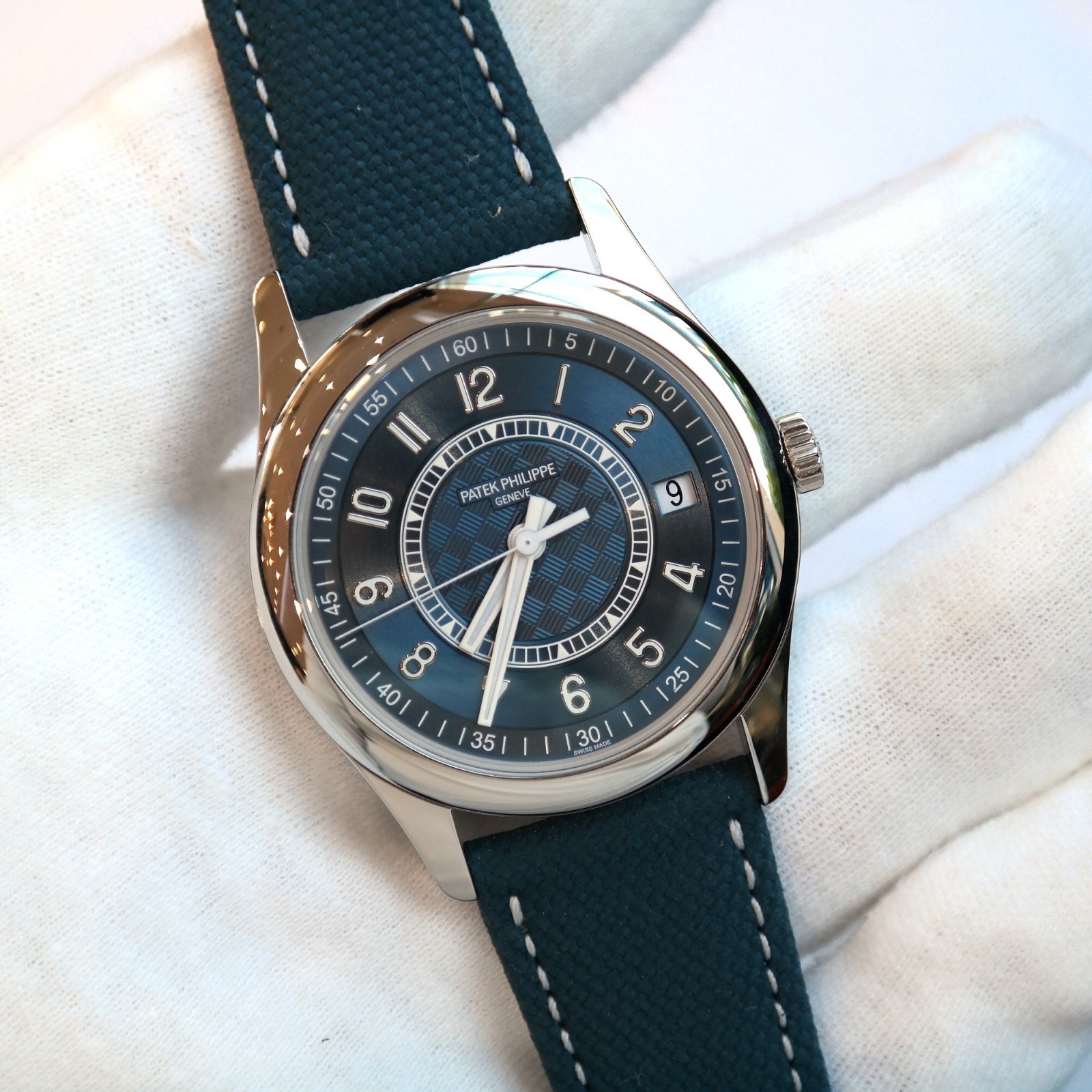 Pre-owned Patek Philippe Calatrava Gray-Blue Dial Stainless Steel Limited Edition 40mm 6007A-001
