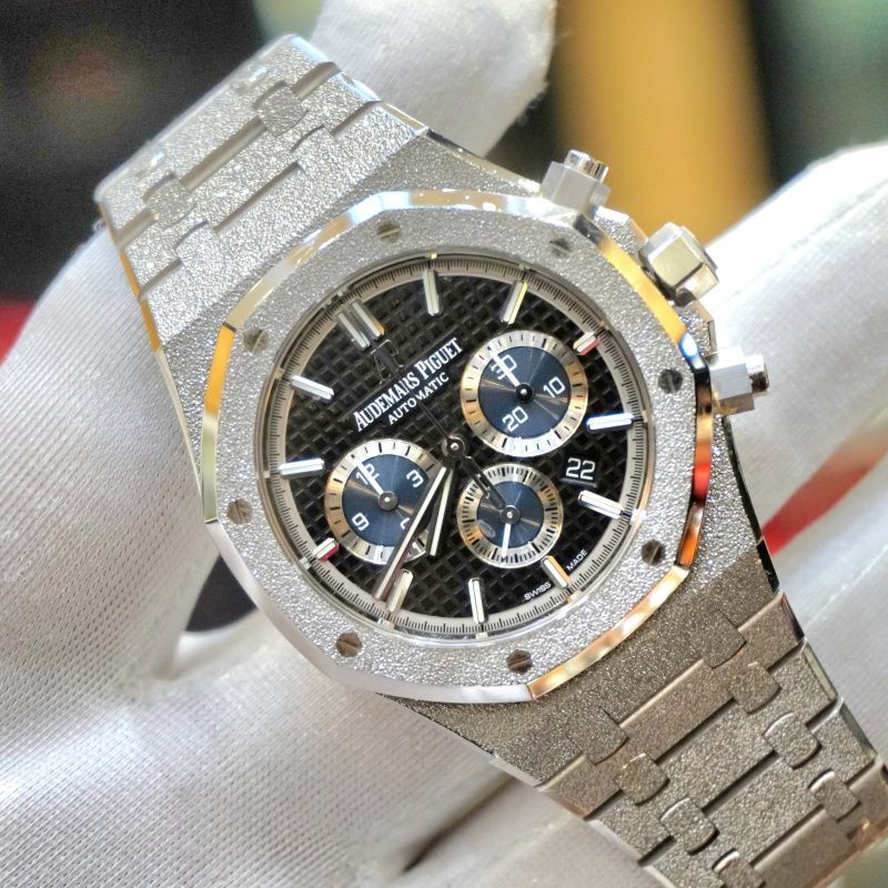 Pre-Owned Audemars Piguet Royal Oak Chronograph Frosted White Gold Ltd Editon 26331BC.GG.1224BC.03 - Image 2